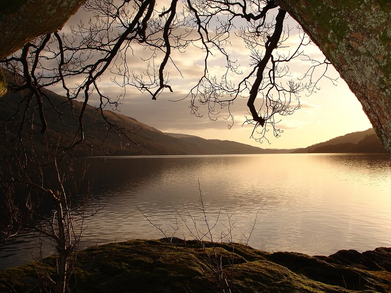 Destination view of Greenock (Glasgow). View of loch lomond