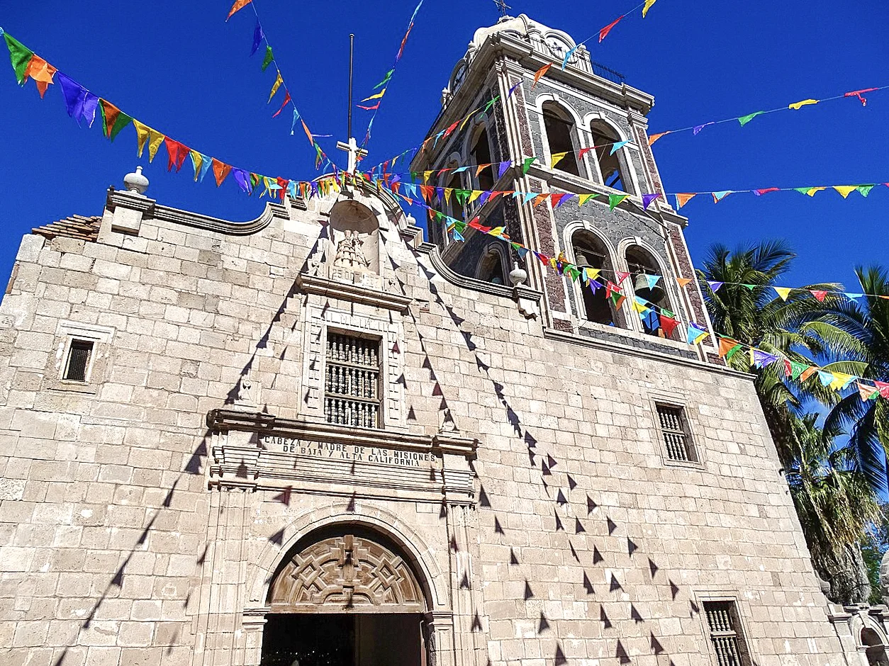 Destination view of Loreto. Facade of Mision de Loreto - Loreto - Baja California Sur - Mexico - 02 (23894942365)