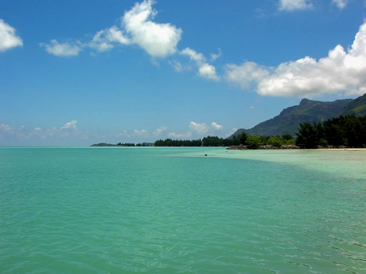 Destination view of Mahé (Seychelles). Seychelles 003