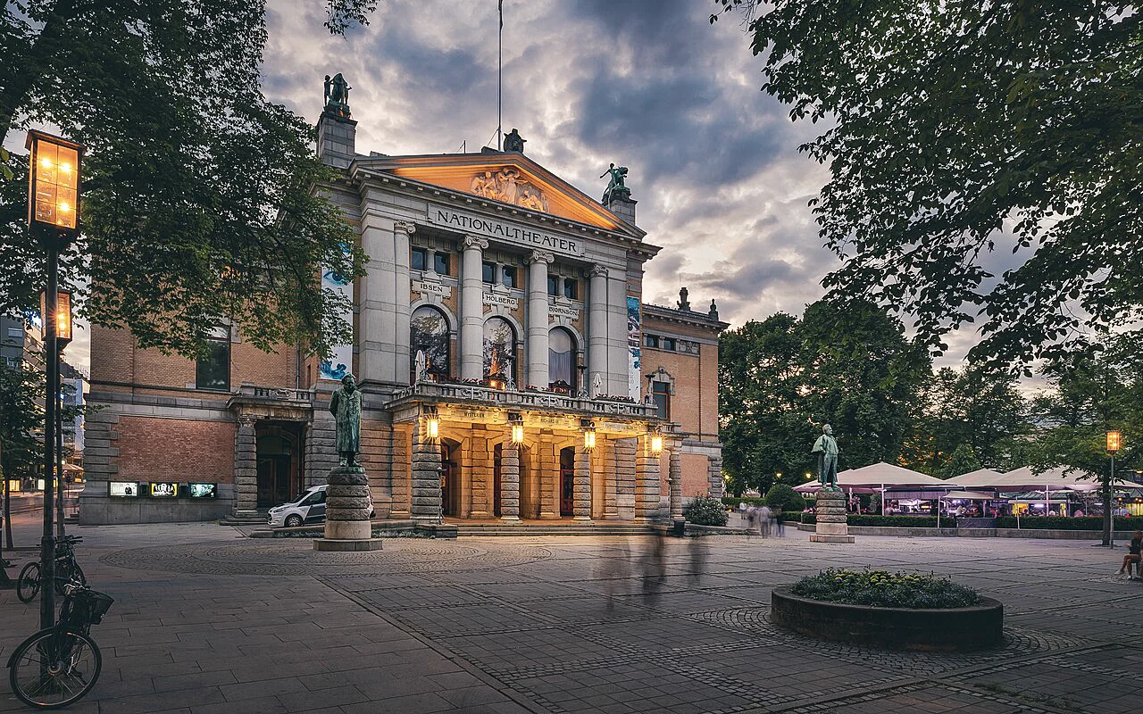 Destination view of Oslo. Nationaltheatret evening